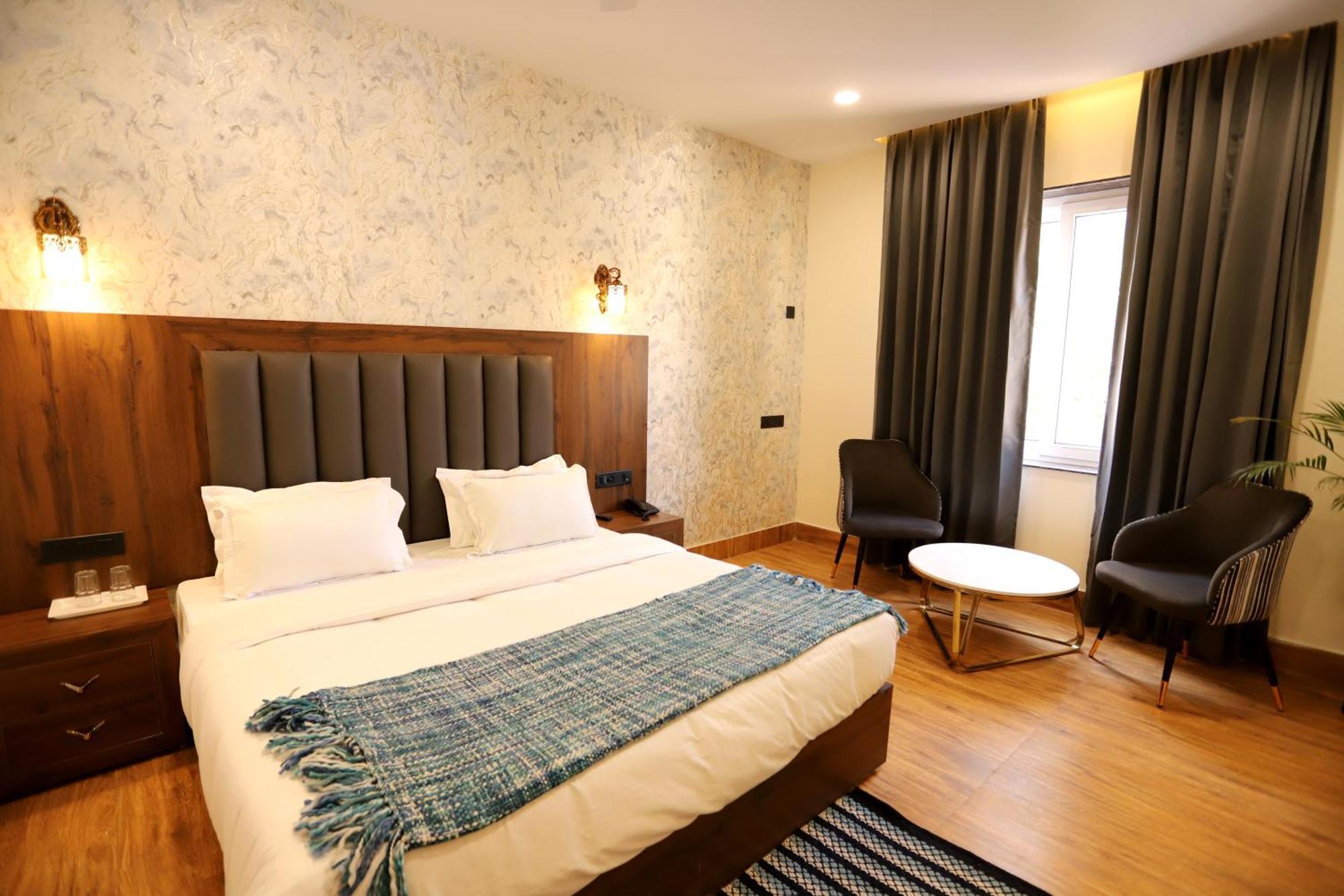 Hotel Dhingra Inn Rewāri Екстериор снимка